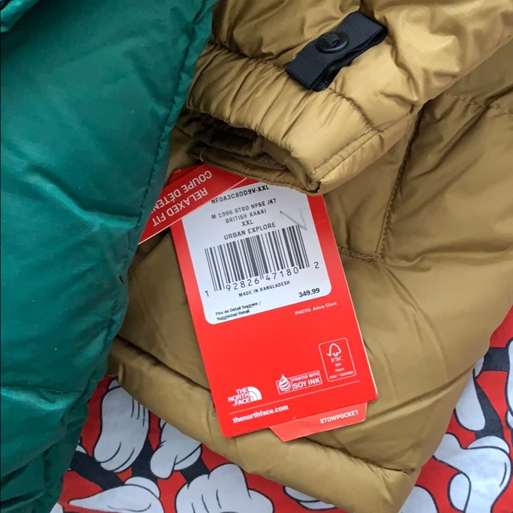 UNDER RETAIL The North Face Nuptse - Picture 2 of 4
